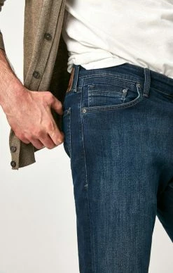 Mavi Denim MATT RELAXED STRAIGHT LEG IN DEEP CLEAN COMFORT