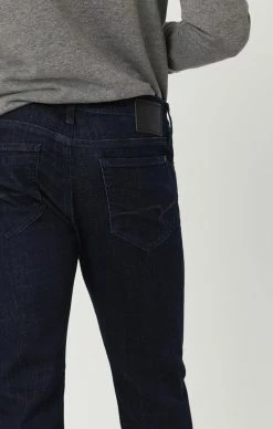 Mavi Denim MARCUS SLIM STRAIGHT LEG IN RINSE PORTLAND