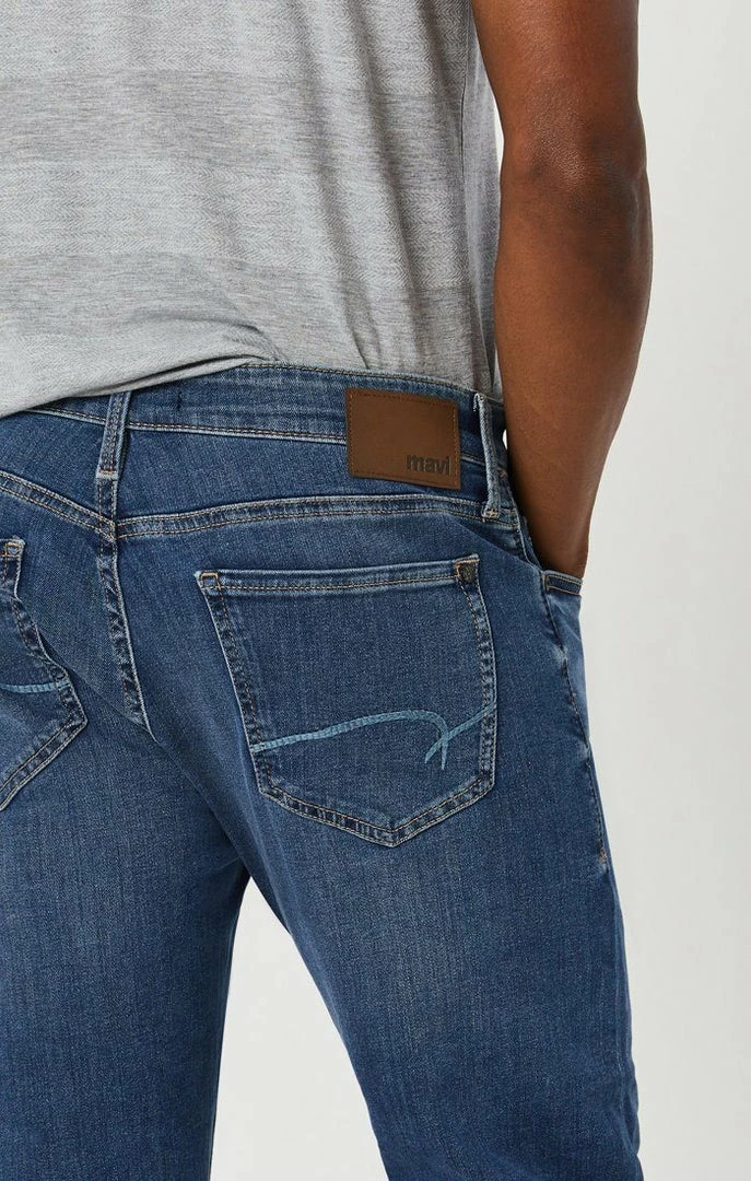 Promo π Mavi Denim JAKE SLIM LEG IN MID FOGGY WILLIAMSBURG β 6 Mavi Denim JAKE SLIM LEG IN MID FOGGY WILLIAMSBURG