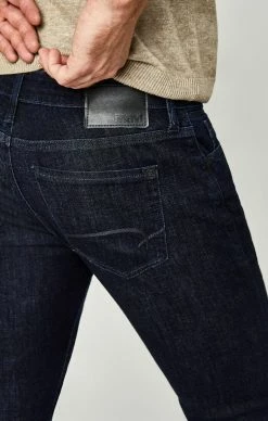 Mavi ZACH STRAIGHT LEG IN RINSE PORTLAND Denim