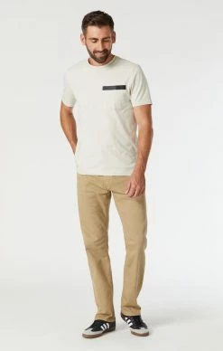 Mavi ZACH STRAIGHT LEG IN BRITISH KHAKI NEWPORT