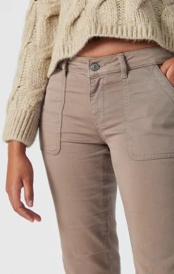 Mavi Pants IVY SLIM CARGO IN FUNGI CASUAL COMFORT