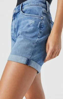 Mavi PIXIE SHORTS IN LIGHT RIPPED ORGANIC BLUE