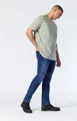 Mavi STEVE ATHLETIC JEANS IN DARK BRUSHED SUPERMOVE Denim