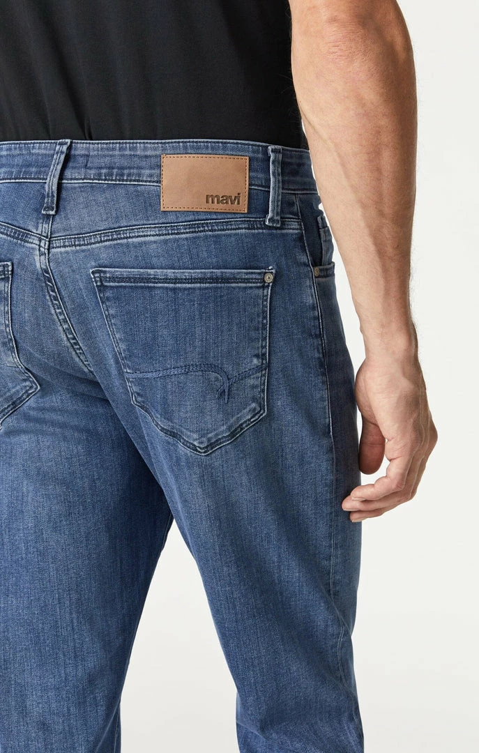 Budget π Mavi MATT RELAXED STRAIGHT LEG π JEANS IN MID SUPERMOVE Denim β¨ 5 Mavi MATT RELAXED STRAIGHT LEG JEANS IN MID SUPERMOVE Denim