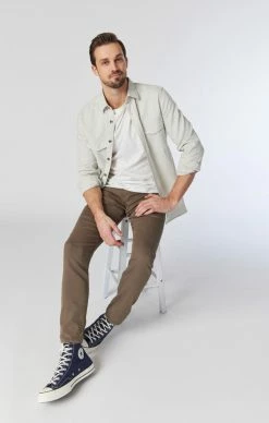 Mavi JAKE SLIM LEG PANTS IN CARIBOU ATHLETIC