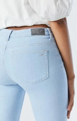 Mavi Denim ALISSA SUPER SKINNY JEANS IN ICE BLUE FEATHER BLUE