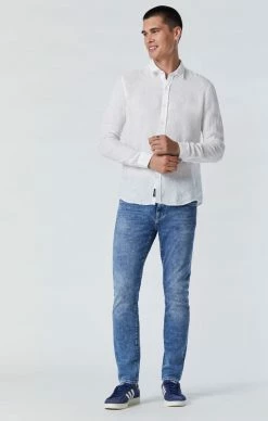 Mavi Denim JAKE SLIM LEG JEANS IN LIGHT WILLIAMSBURG