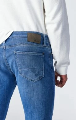 Brand new ✔️ Mavi Denim MATT RELAXED STRAIGHT LEG IN LIGHT BRUSHED FEATHER BLUE 🔔 11 Mavi Denim MATT RELAXED STRAIGHT LEG IN LIGHT BRUSHED FEATHER BLUE