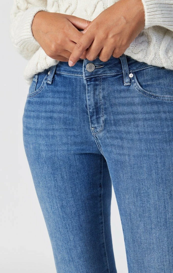 Deals π― Mavi EMMA SLIM BOYFRIEND IN MID BRUSHED FEATHER BLUE π 8 Mavi EMMA SLIM BOYFRIEND IN MID BRUSHED FEATHER BLUE