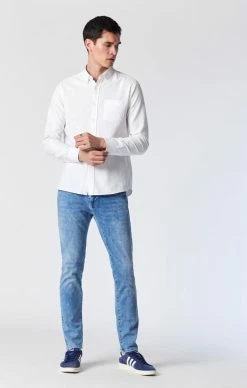 Mavi JAKE SLIM LEG JEANS IN LIGHT BRUSHED ORGANIC MOVE Denim