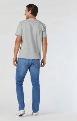 Mavi JAKE SLIM LEG JEANS IN LIGHT ATHLETIC