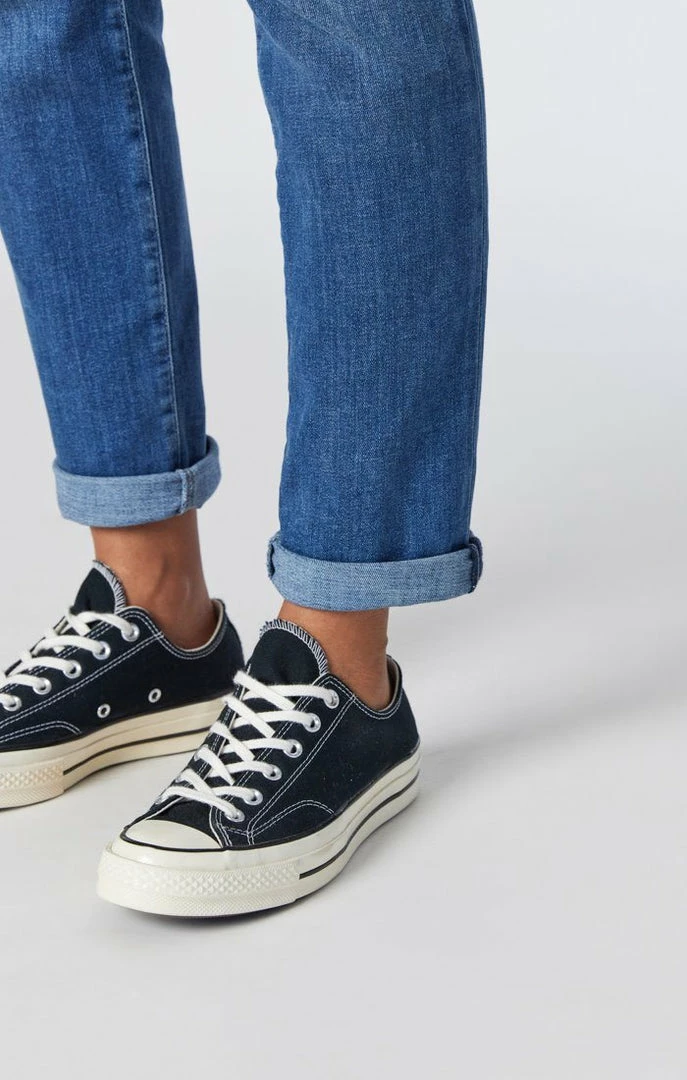 Deals π― Mavi EMMA SLIM BOYFRIEND IN MID BRUSHED FEATHER BLUE π 7 Mavi EMMA SLIM BOYFRIEND IN MID BRUSHED FEATHER BLUE