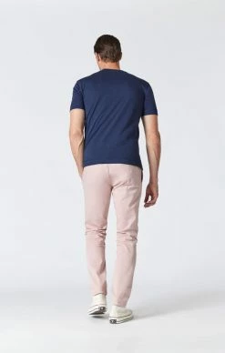 Mavi JOHNNY SLIM CHINO PANTS IN ADOBE ROSE SUMMER TWILL