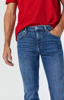 Mavi ZACH STRAIGHT LEG JEANS IN DARK BRUSHED LA VINTAGE Denim