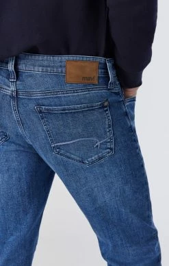 Mavi ZACH STRAIGHT LEG IN LIGHT FOGGY WILLIAMSBURG