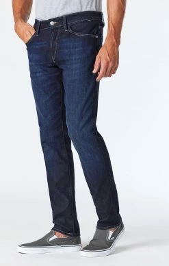 Mavi MARCUS SLIM STRAIGHT LEG IN RINSE BRUSHED FEATHER BLUE