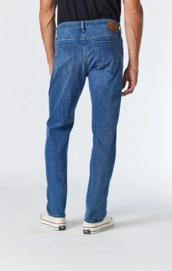 Discount π₯ Mavi JAKE SLIM LEG IN MID SUPERMOVE β 11 Mavi JAKE SLIM LEG IN MID SUPERMOVE