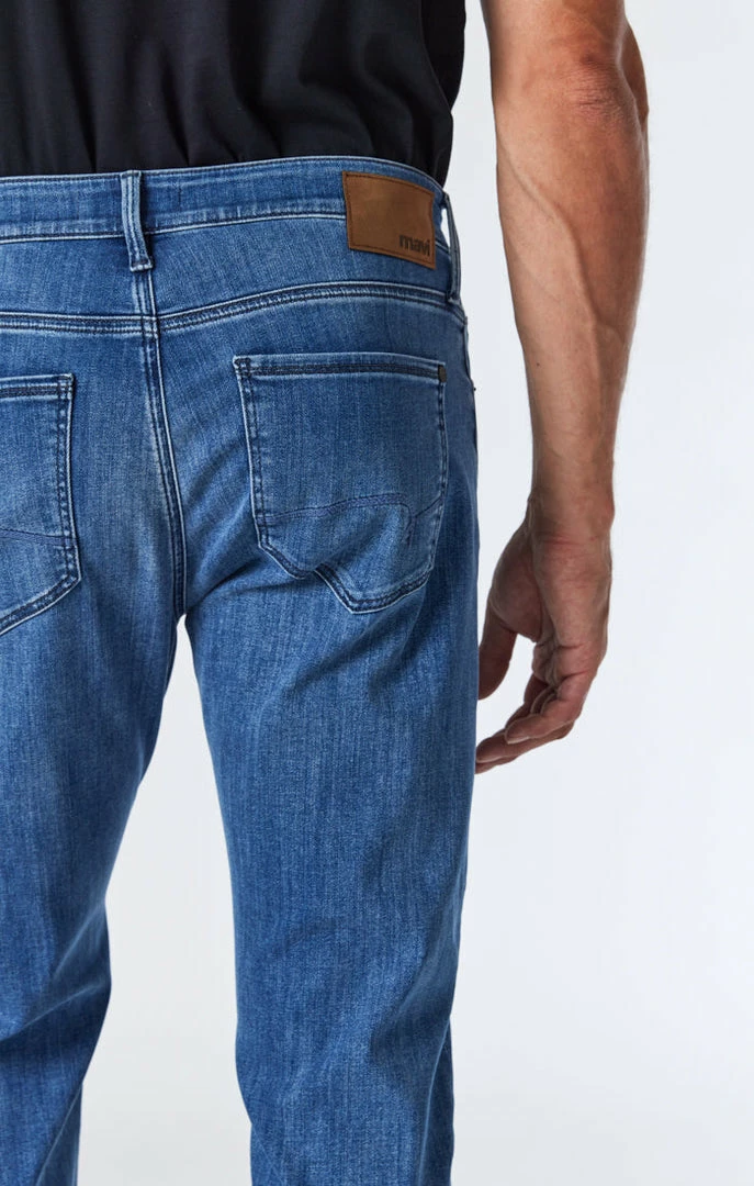 Discount π₯ Mavi JAKE SLIM LEG IN MID SUPERMOVE β 3 Mavi JAKE SLIM LEG IN MID SUPERMOVE