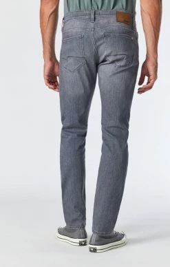Top 10 π Mavi JAKE SLIM LEG IN MID GREY BRUSHED FEATHER BLUE Denim π 13 Mavi JAKE SLIM LEG IN MID GREY BRUSHED FEATHER BLUE Denim