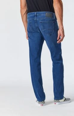 Mavi Denim ZACH STRAIGHT LEG IN SKY SUPERMOVE