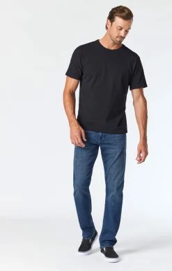 Mavi ZACH STRAIGHT LEG JEANS IN FOGGY BLUE ATHLETIC Denim