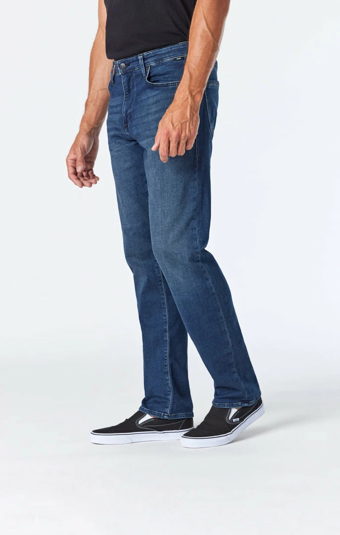 Discount π Mavi ZACH STRAIGHT LEG π JEANS IN FOGGY BLUE ATHLETIC Denim π 4 Mavi ZACH STRAIGHT LEG JEANS IN FOGGY BLUE ATHLETIC Denim