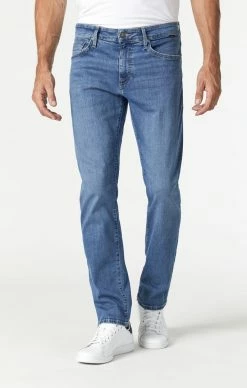 Mavi Denim ZACH STRAIGHT LEG IN LIGHT BRUSHED ORGANIC MOVE