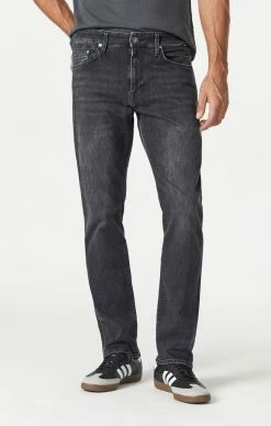 Mavi ZACH STRAIGHT LEG IN DARK SMOKE ORGANIC MOVE Denim