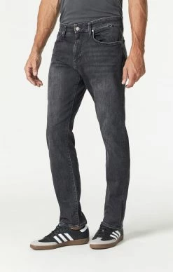 Mavi ZACH STRAIGHT LEG IN DARK SMOKE ORGANIC MOVE Denim