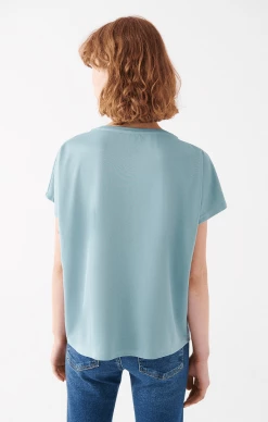 Mavi Tops & T-Shirts WOMEN'S SHORT SLEEVE T-SHIRT IN LIGHT BLUE