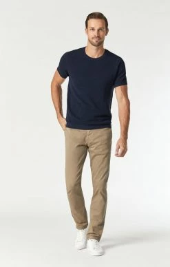 Mavi JOHNNY SLIM LEG CHINO IN BRITISH KHAKI TWILL