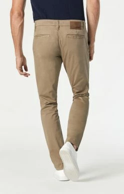 Mavi JOHNNY SLIM LEG CHINO IN BRITISH KHAKI TWILL