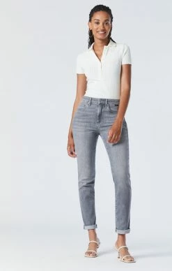 Outlet Mavi Jeans Store 17 Mavi KATHLEEN SLIM BOYFRIEND JEANS IN LIGHT GREY FEATHER BLUE