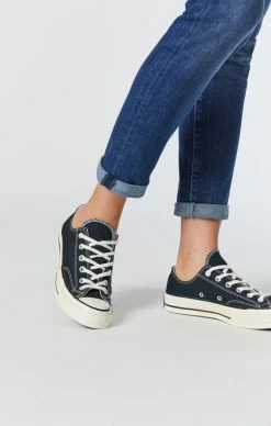 Mavi KATHLEEN SLIM BOYFRIEND JEANS IN MID FEATHER BLUE