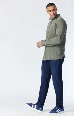 Mavi STEVE ATHLETIC JEANS IN DEEP BRUSHED ORGANIC MOVE Denim