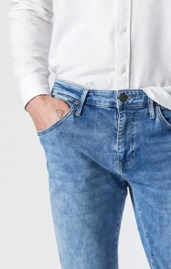 Deals ๐ฅ Mavi JAKE SLIM LEG ๐ JEANS IN LIGHT BRUSHED ORGANIC MOVE Denim ๐ 11 Mavi JAKE SLIM LEG JEANS IN LIGHT BRUSHED ORGANIC MOVE Denim