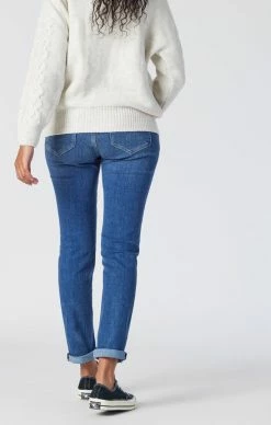 Mavi EMMA SLIM BOYFRIEND IN MID BRUSHED FEATHER BLUE