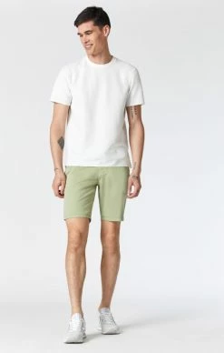 Mavi NOAH SHORTS IN RESEDA TWILL