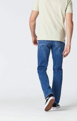 Mavi ZACH STRAIGHT LEG JEANS IN MID USED BRUSHED FEATHER BLUE Denim