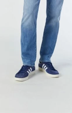 Mavi ZACH STRAIGHT LEG PANTS IN LIGHT USED DISTRESSED LA VINTAGE